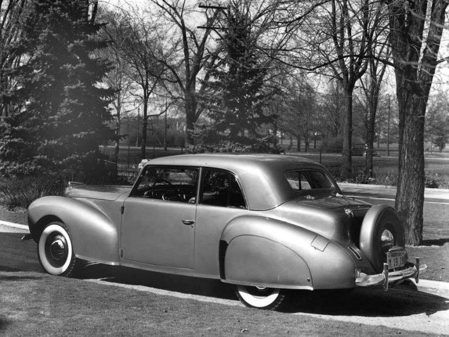  Lincoln Zephyr Continental Club Coupe 1940 года  (фото 2 из 4)